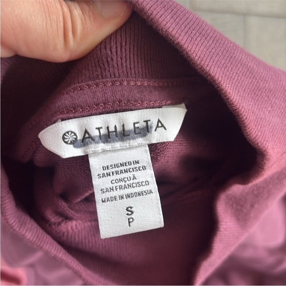 Athleta Size Small Color Block Crewneck Long-Sleeve Top. - Picture 4 of 6